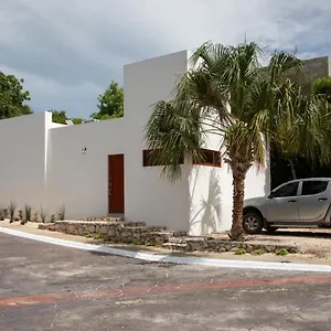 https://aldea-agape.allrivieramayahotels.com