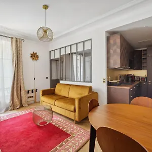 https://la-maison-kleber-luxury-apartments-champs-elysees-eiffel-tower.fr-paris.fr